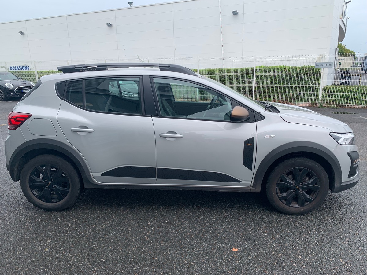 Dacia Sandero Stepway 90 ch | Extreme | Caméra | Régulateur | Intégration smartphone | Roue secours