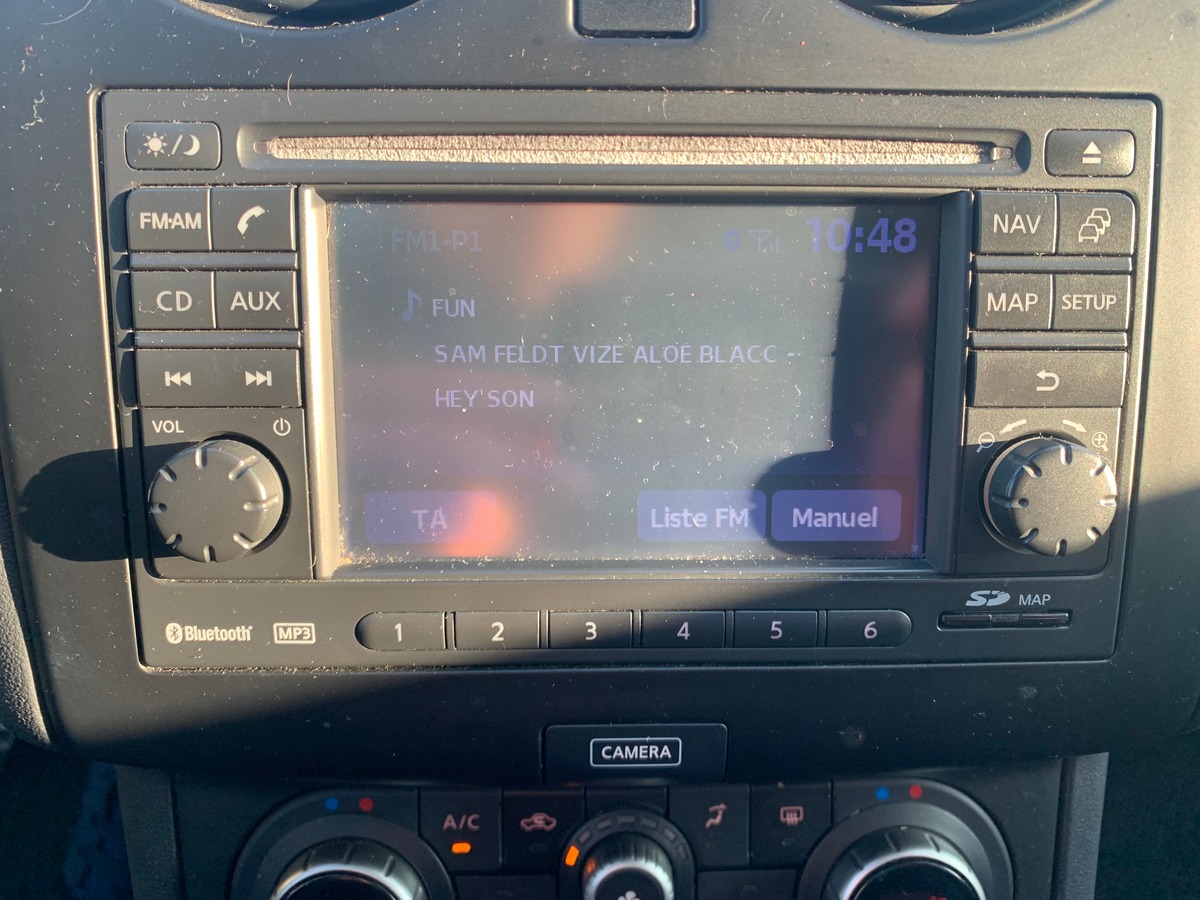 Nissan Qashqai+2 130 ch | 1.6 DCI | 7 Places | Toit Panoramique | GPS | Caméra de recul | Jantes 18'