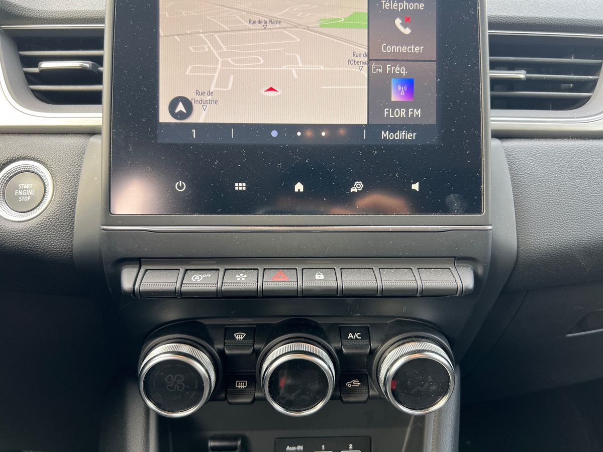 RENAULT Captur INTENS  90cv Tce, SUIVI COMPLET, CAMERA DE RECUL, GPS, CARPLAY