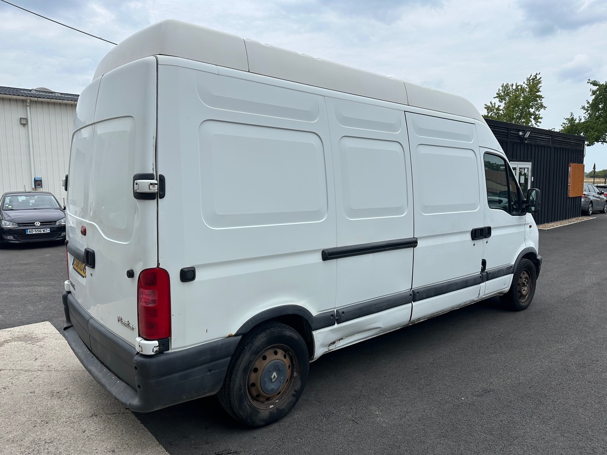 RENAULT Master 2.2 DCI 90ch /L2H2 