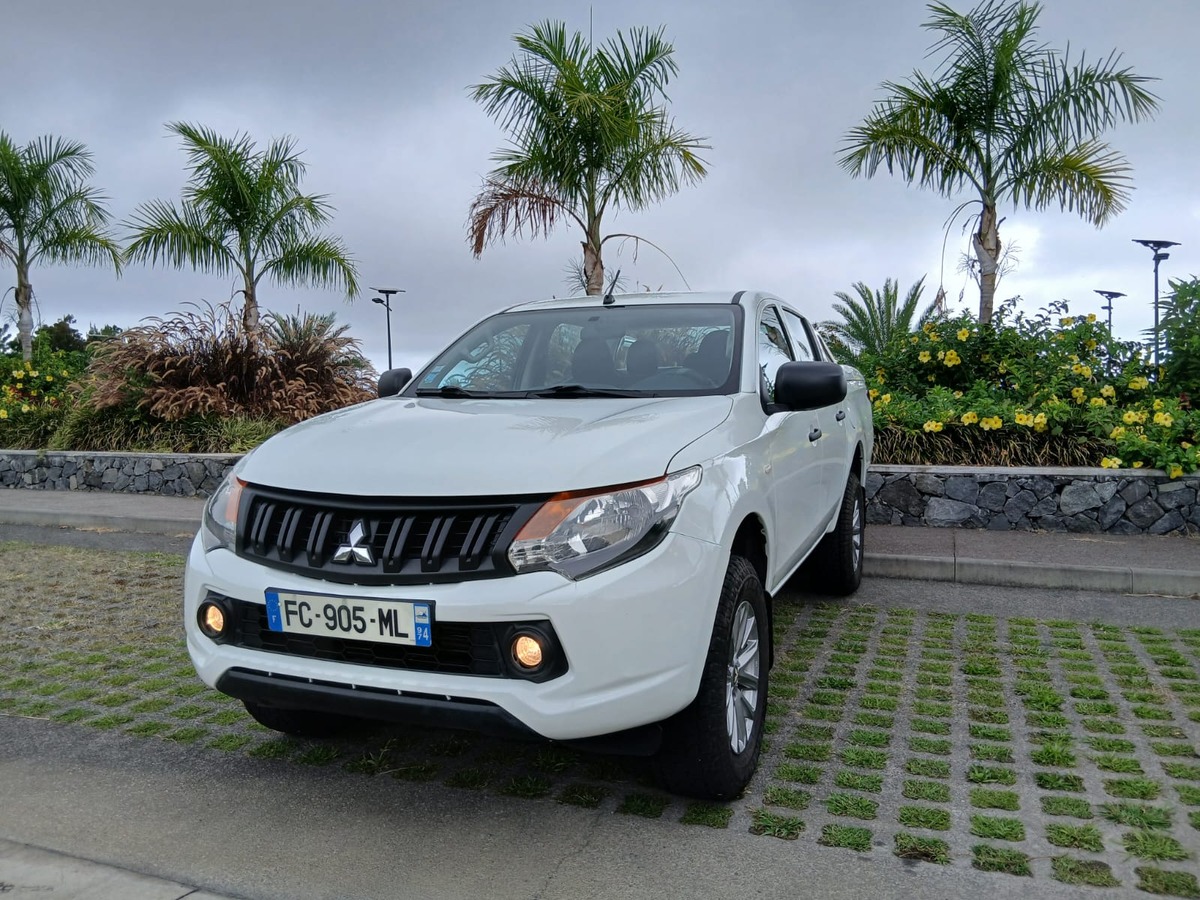 Mitsubishi L200 PICK-UP 4X4