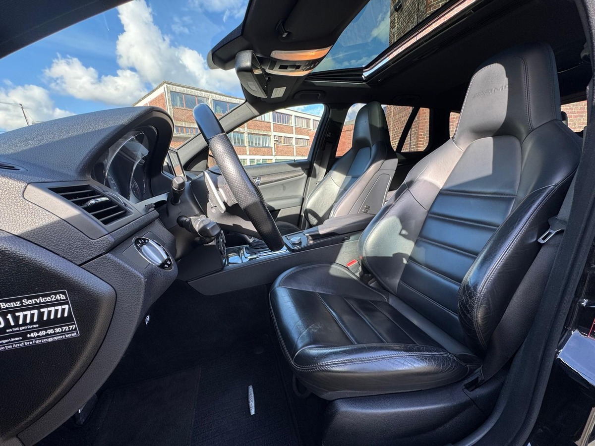 Mercedes-Benz Classe C 63 AMG 6.3 457cv Avantgarde BVA7- Suivi complet