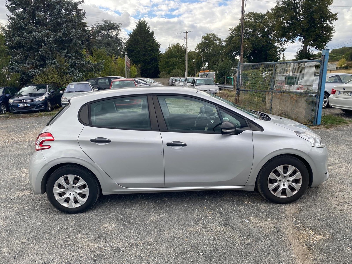 Peugeot 208 1.4 hdi 70cv 166005km