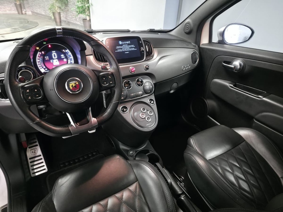 Abarth 500 1.4i 165 Abarth 595C Turismo | Ecran couleur | Mode Sport | Jantes en alliage 17"