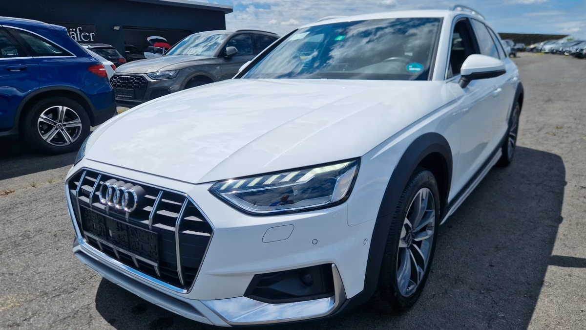 Audi A4 Allroad 40 TDI 204ch Avus quattro S tronic 7/Attelage/Cuir/Caméra360