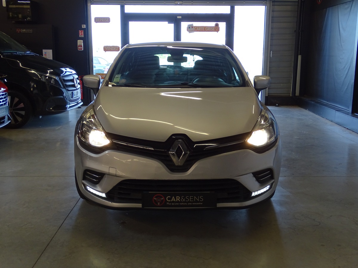 RENAULT Clio IV 1.2 16V 75