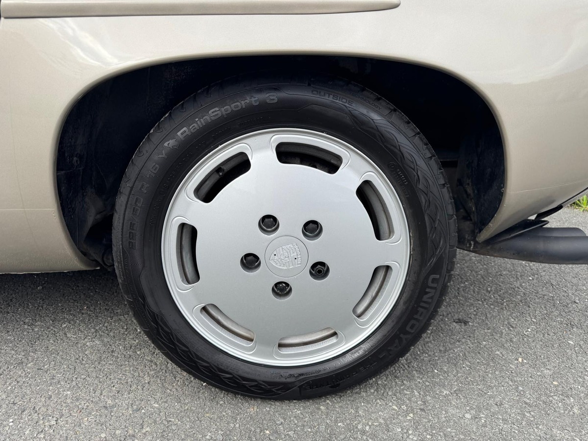 Porsche 928 S3 5.0 32soupapes 288