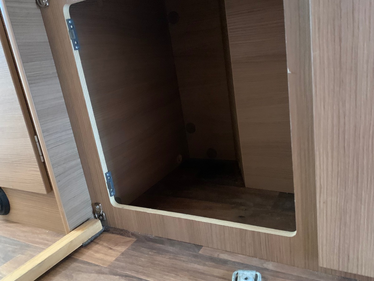 BENIMAR FIAT DUCATO 2L3 JTD BENIVAN 112 130 ch | BENIVAN 112 | Caméra de recul | Attelage | Régulateur vitesse