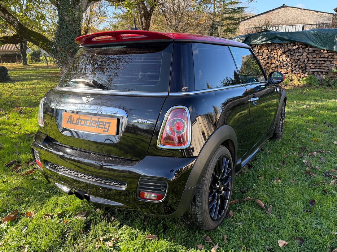 Mini Mini HATCH R56 1.6 211 ch JOHN COOPER WORKS - Aucun Frais à prévoir