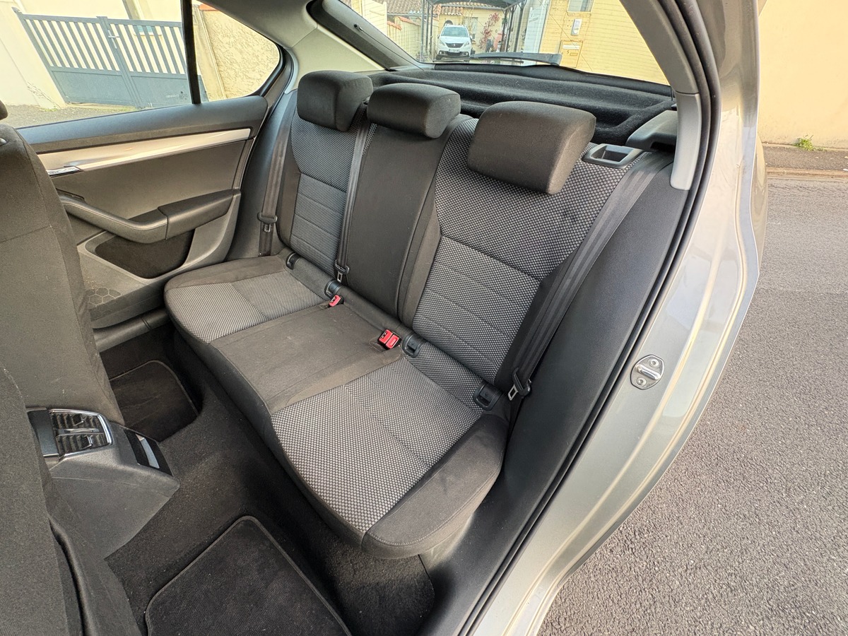 Skoda Octavia 1.2 TSI 105CV - AMBIENTE