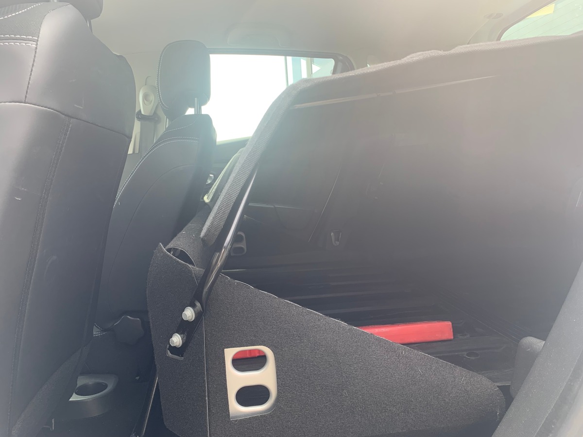 RENAULT Clio IV 75 ch | Air Medianav | 2 Places | Régulateur de vitesse | Climatisation | Bluetooth