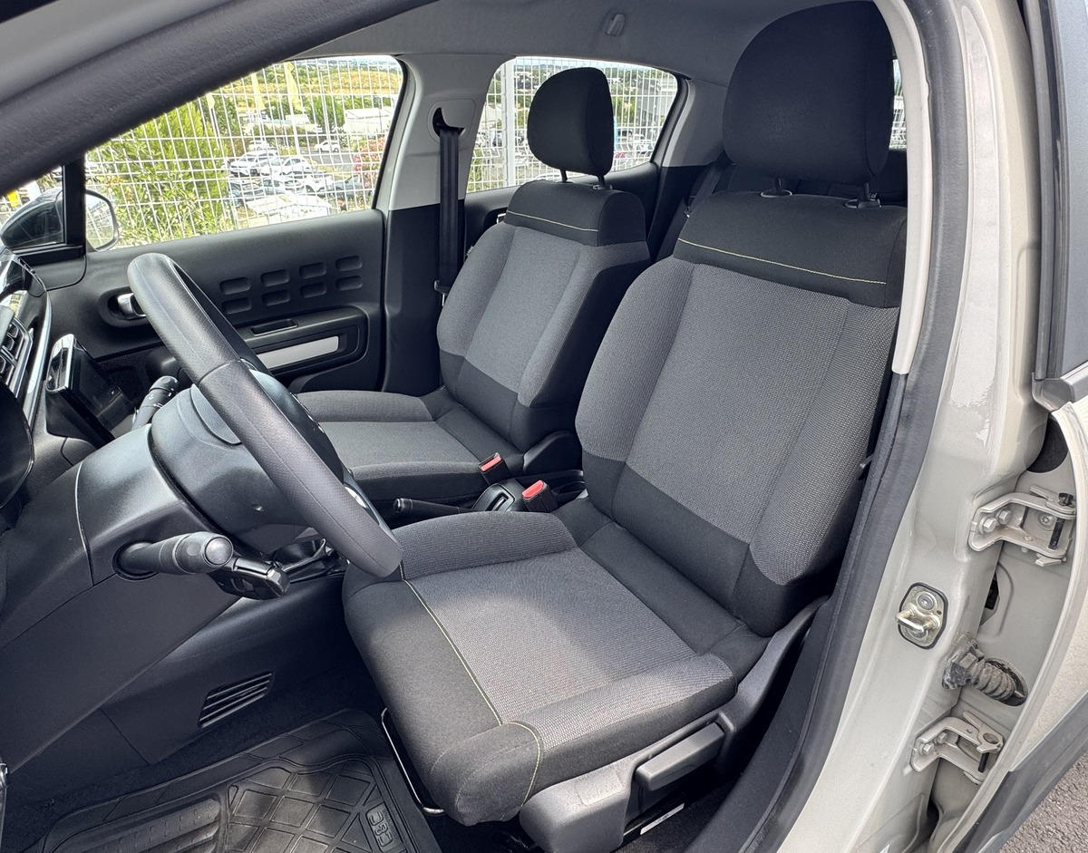 Citroën C3 (2) C-SERIES 1.5 BLUEHDI 100 Ch / 1ere MAIN / FULL LEDS VISION / CARPLAY / CLIM AUTO