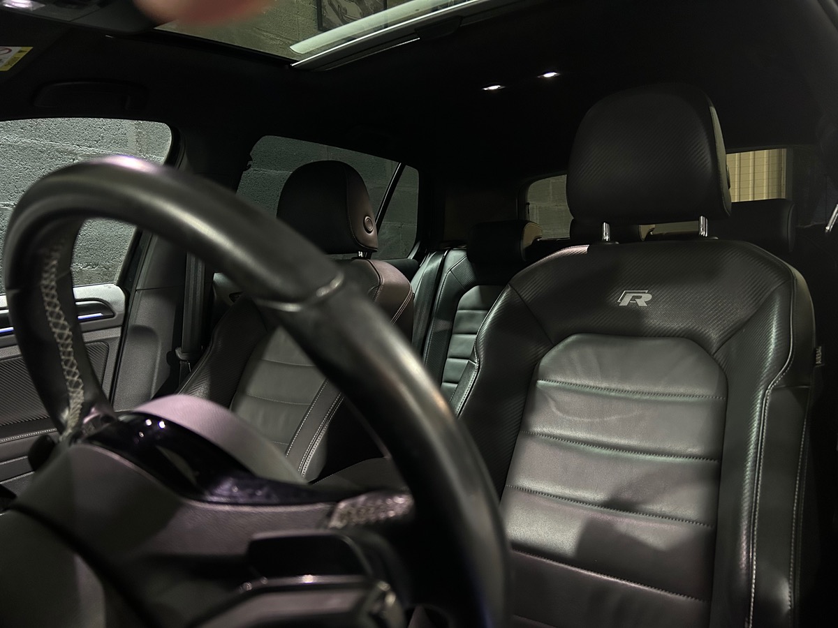 Volkswagen Golf 7R 2.0 300