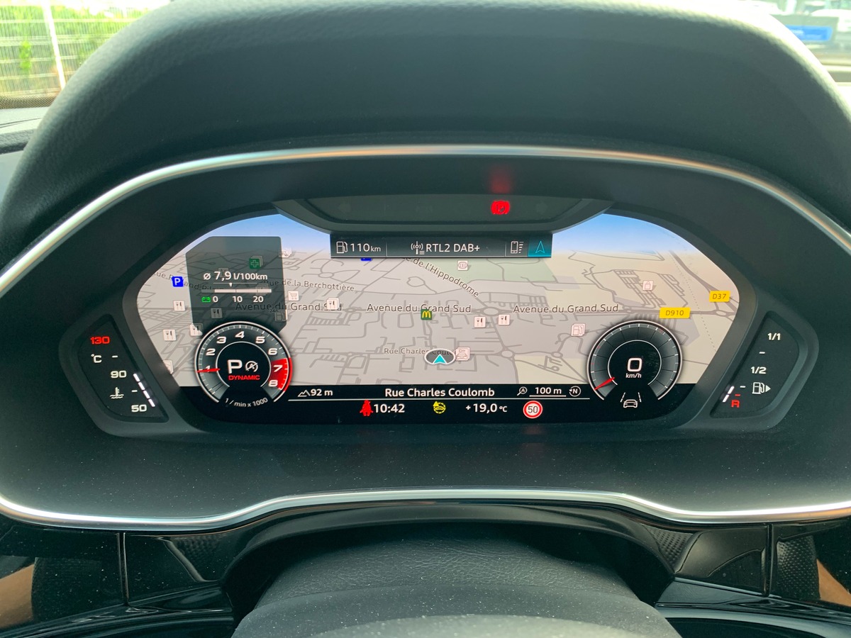 Audi Q3 150 ch | S-Line | Caméra de recul | Apple car Play Android Auto | GPS | Régulateur vitesse