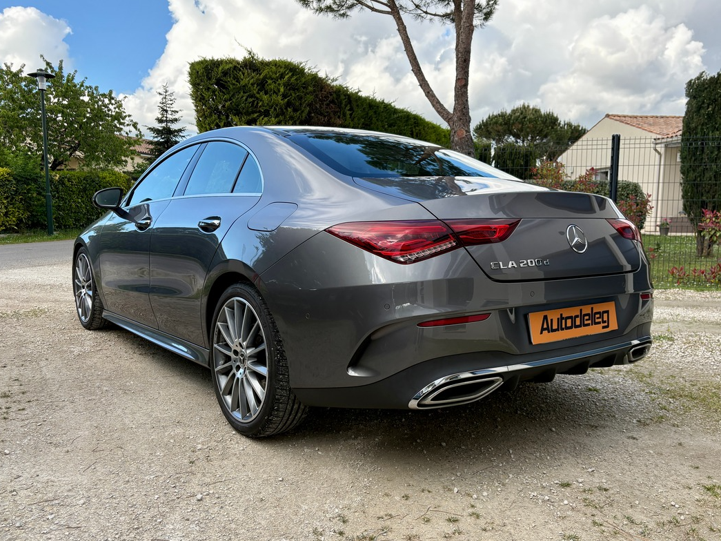Mercedes Benz CLA 200 d AMG LINE