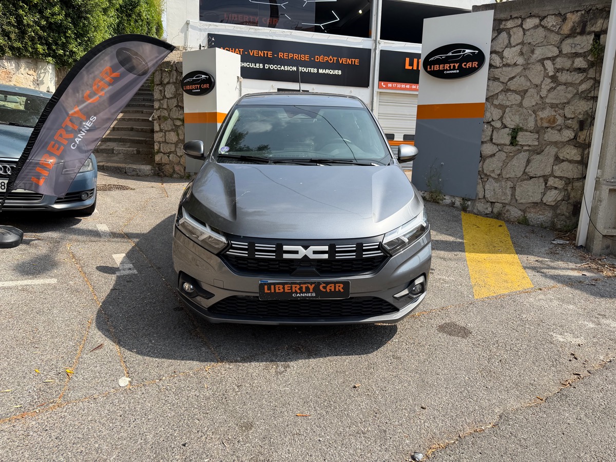 Dacia Sandero TCE 90 CV / CarPlay / Caméra de recul /Radar Avant et Arrière/ Clim