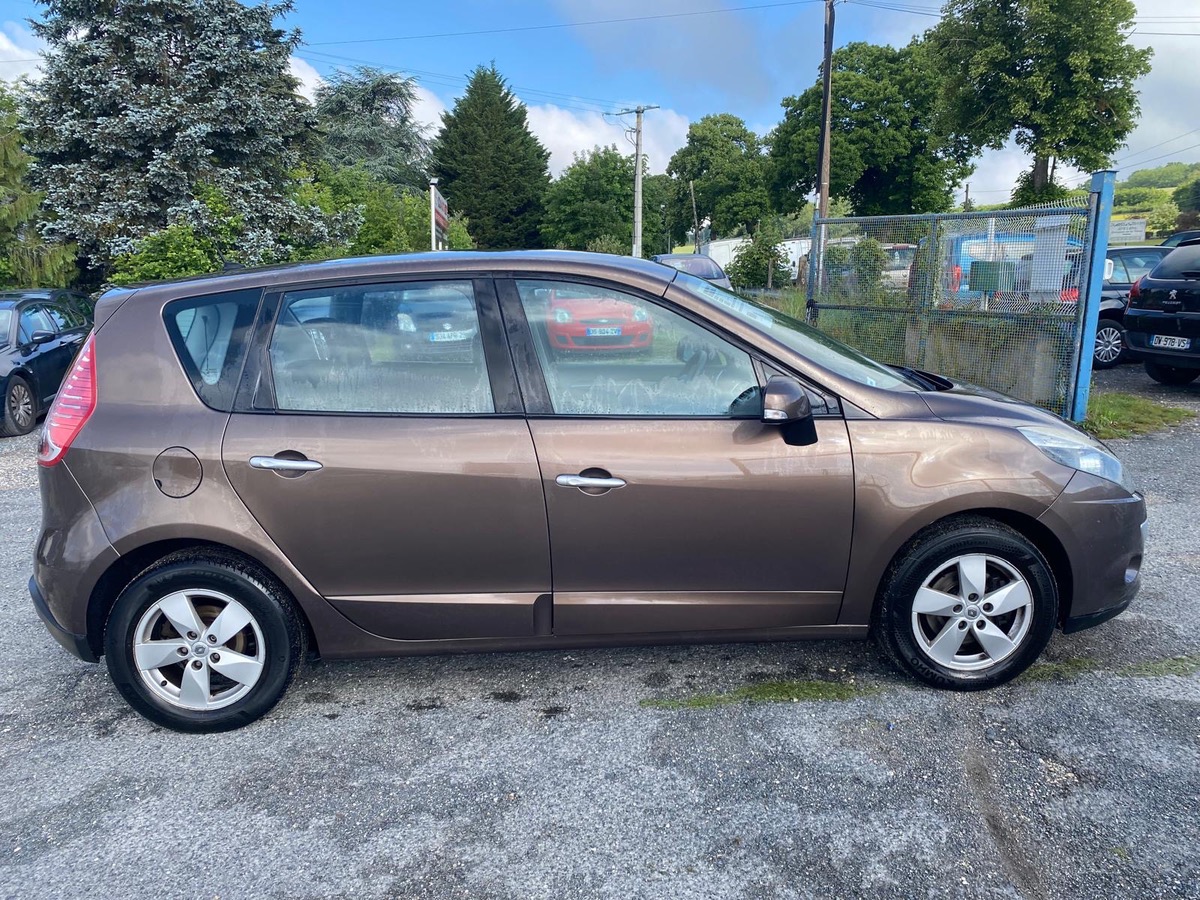 RENAULT Scenic III 1.9 dci 130cv petit prix bon état 