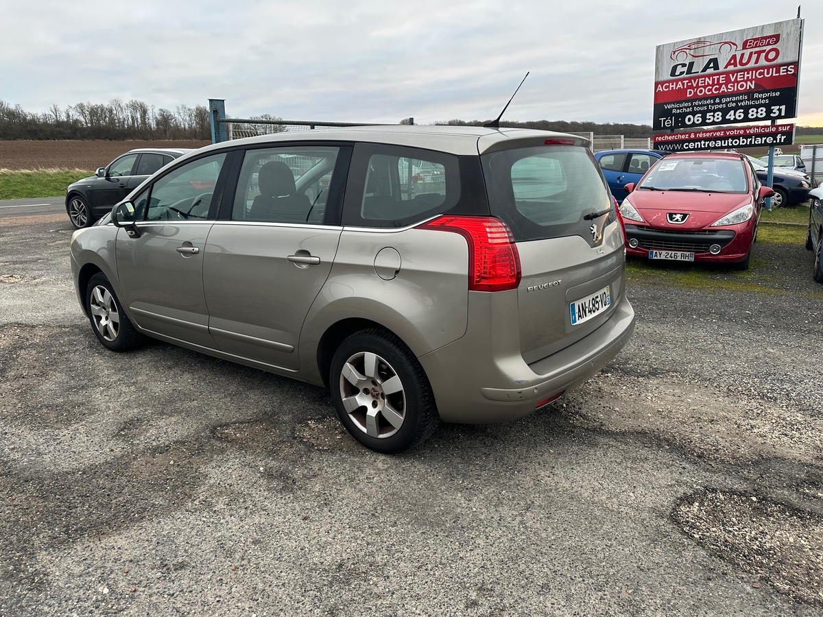 Peugeot 5008 1.6 hdi 110cv 7 places 247100km