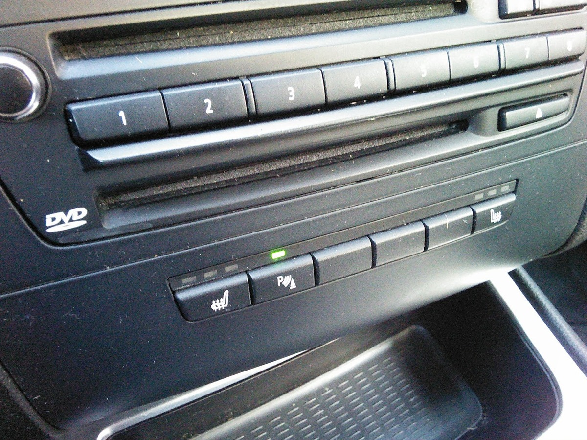 Bmw Série 1 Coupé 135i 3.0 i 24V 306 Pack M - HIStorique entretien et revision faite