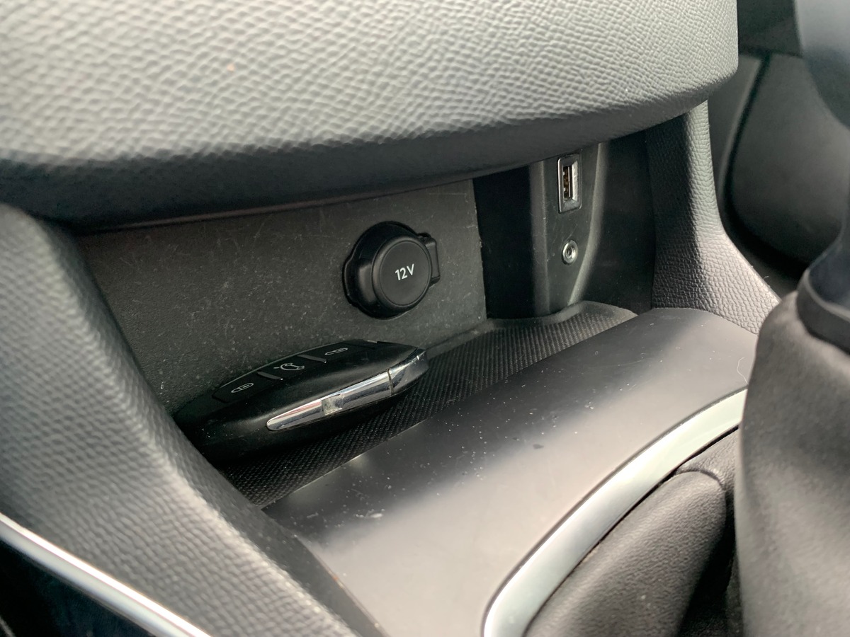 Peugeot 308 180 chevaux | GT | Toit panoramique | Caméra de recul | Régulateur de vitesse | GPS