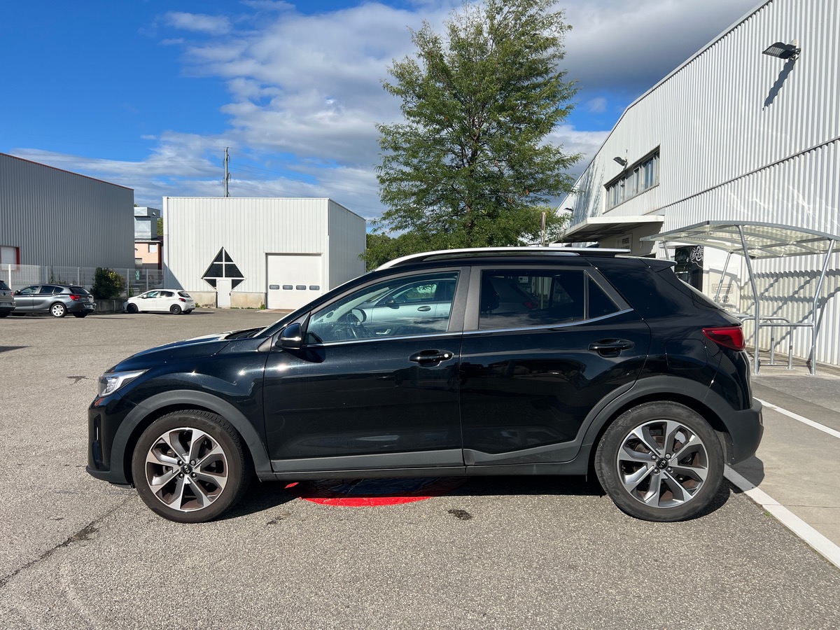 Kia Stonic Premium T-GDI 120cv DCT7, SUIVI COMPLET KIA, SIEGES CHAUFFANTS, CARPLAY