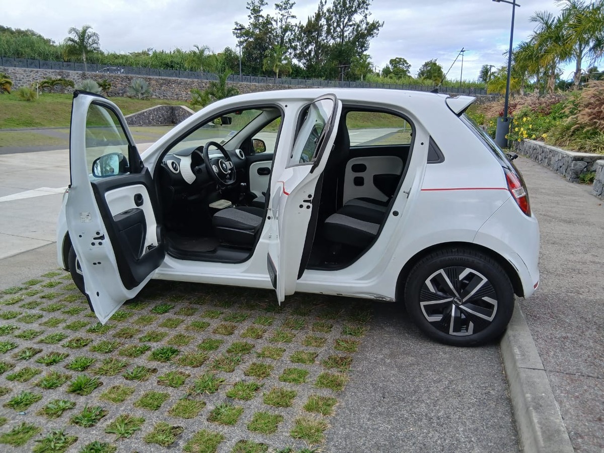 RENAULT Twingo III 1.0 SCE 70 LIFE - Essence - Boîte manuelle