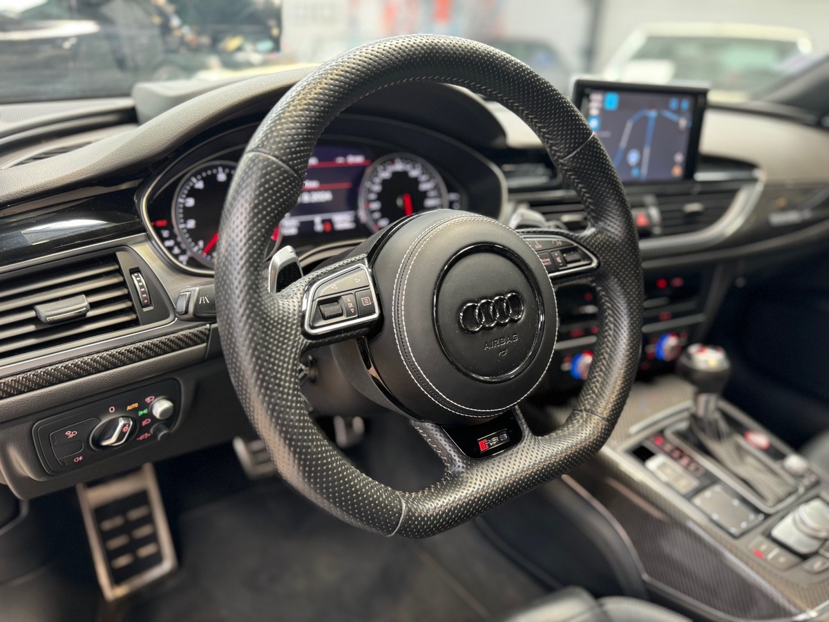 Audi RS6 AVANT PERMORMANCE  V8 4.0 QUATTRO 605cv FULL BLACK CARBONE IMMAT FR  MILLTEK + xx