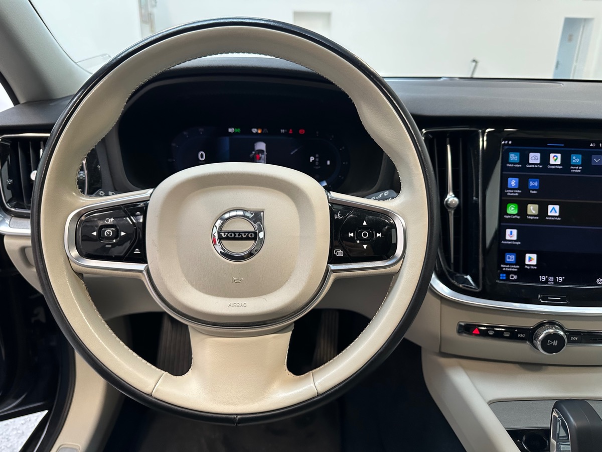 Volvo V60 II B4 197cv START GEARTRONIC 8 Entretient complet Volvo à jour