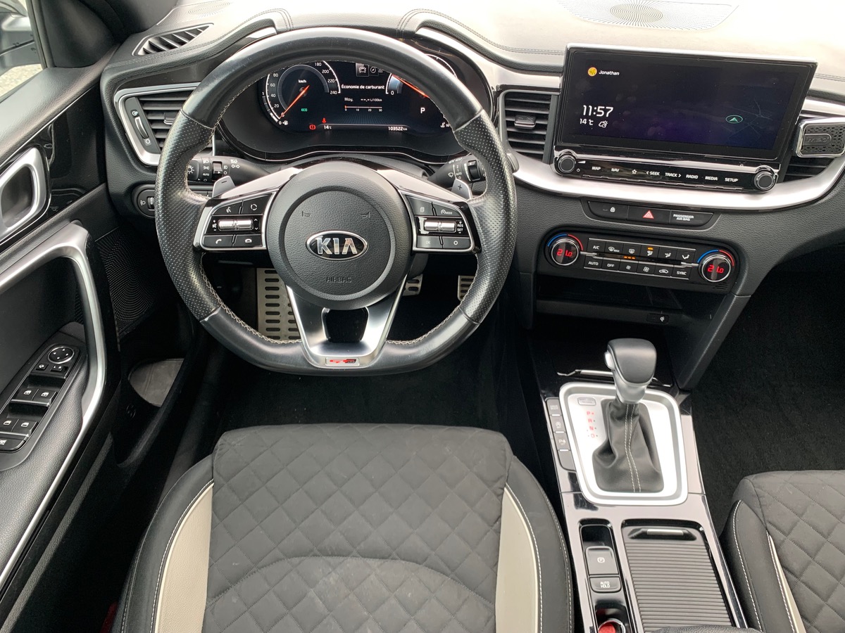 Kia Ceed 136 ch | GT LINE | Caméra Recul | GPS | Régulateur vitesse | Palettes vitesses au Volant