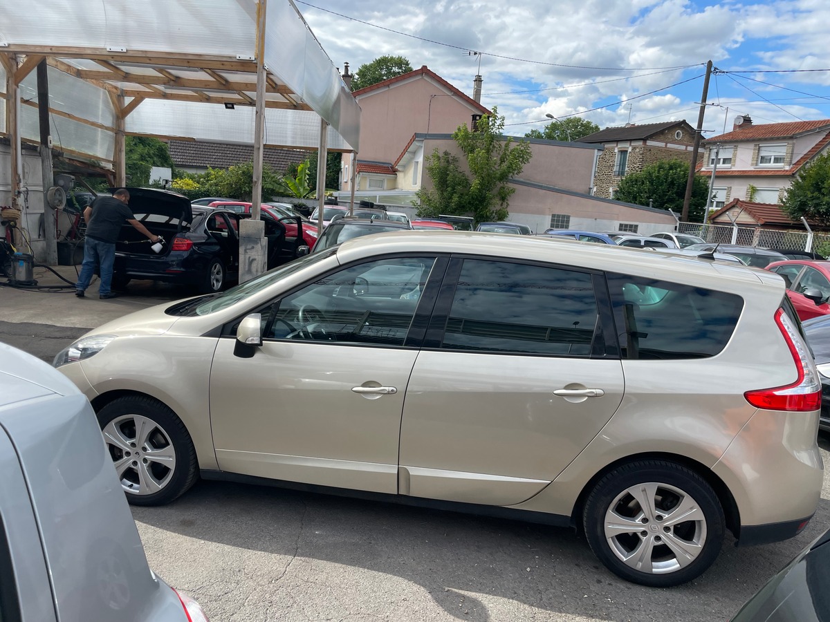 RENAULT Grand Scenic 1.5dci 110