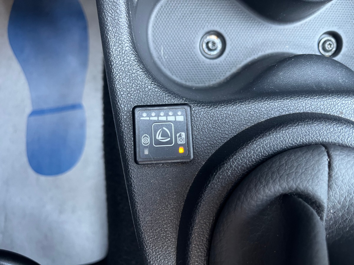 Dacia Sandero 1.4 MPI 75 CH ESSENCE GPL LAUREATE