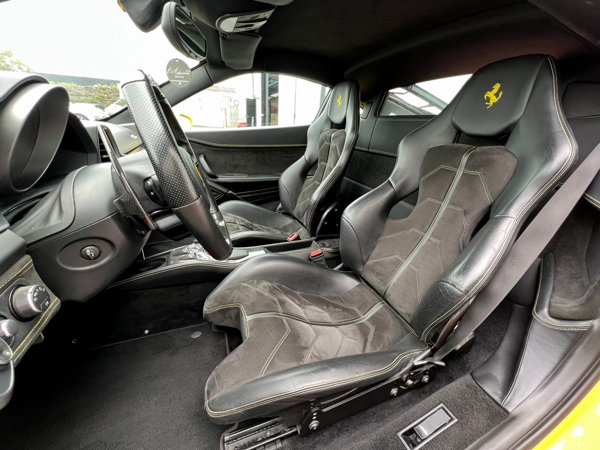 Ferrari 458 ITALIA V8 4.5 570 VOLANT LED / BAQUET