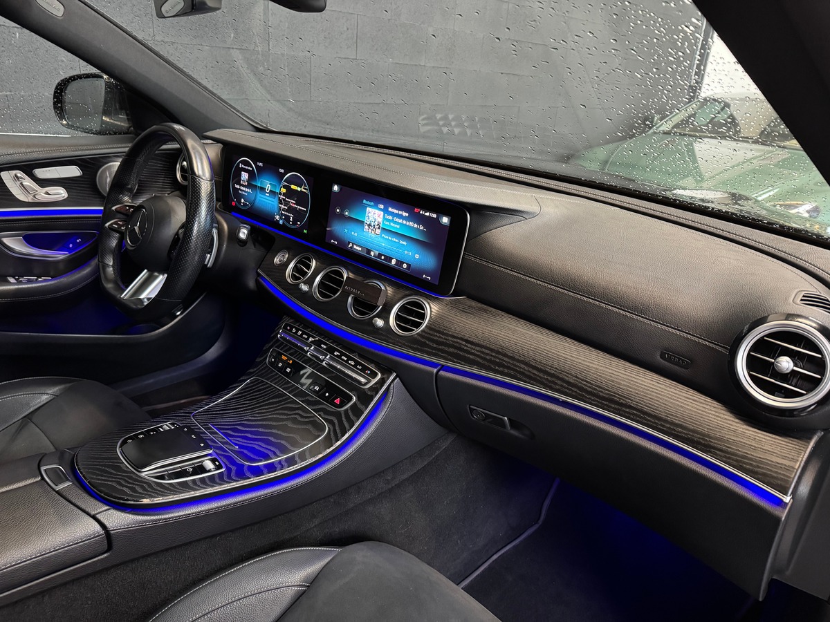 Mercedes Benz CLASSE E 220 D 194 AMG LINE 9G-TRONIC