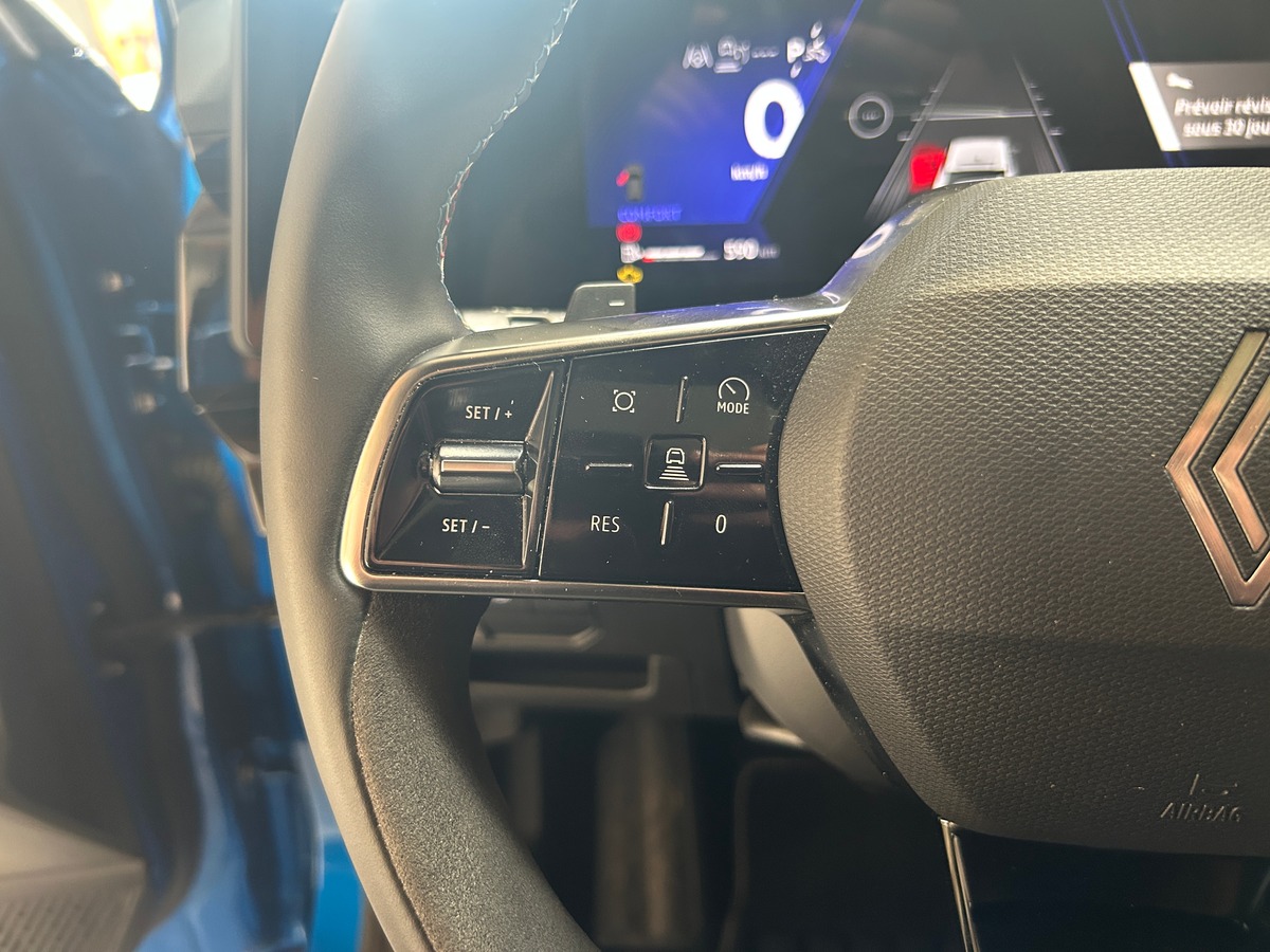 RENAULT RAFALE Coupé E-TECH 1.2 i 12V 200 Hybrid 131 cv Boîte auto - GARANTIE CONSTRUCTEUR