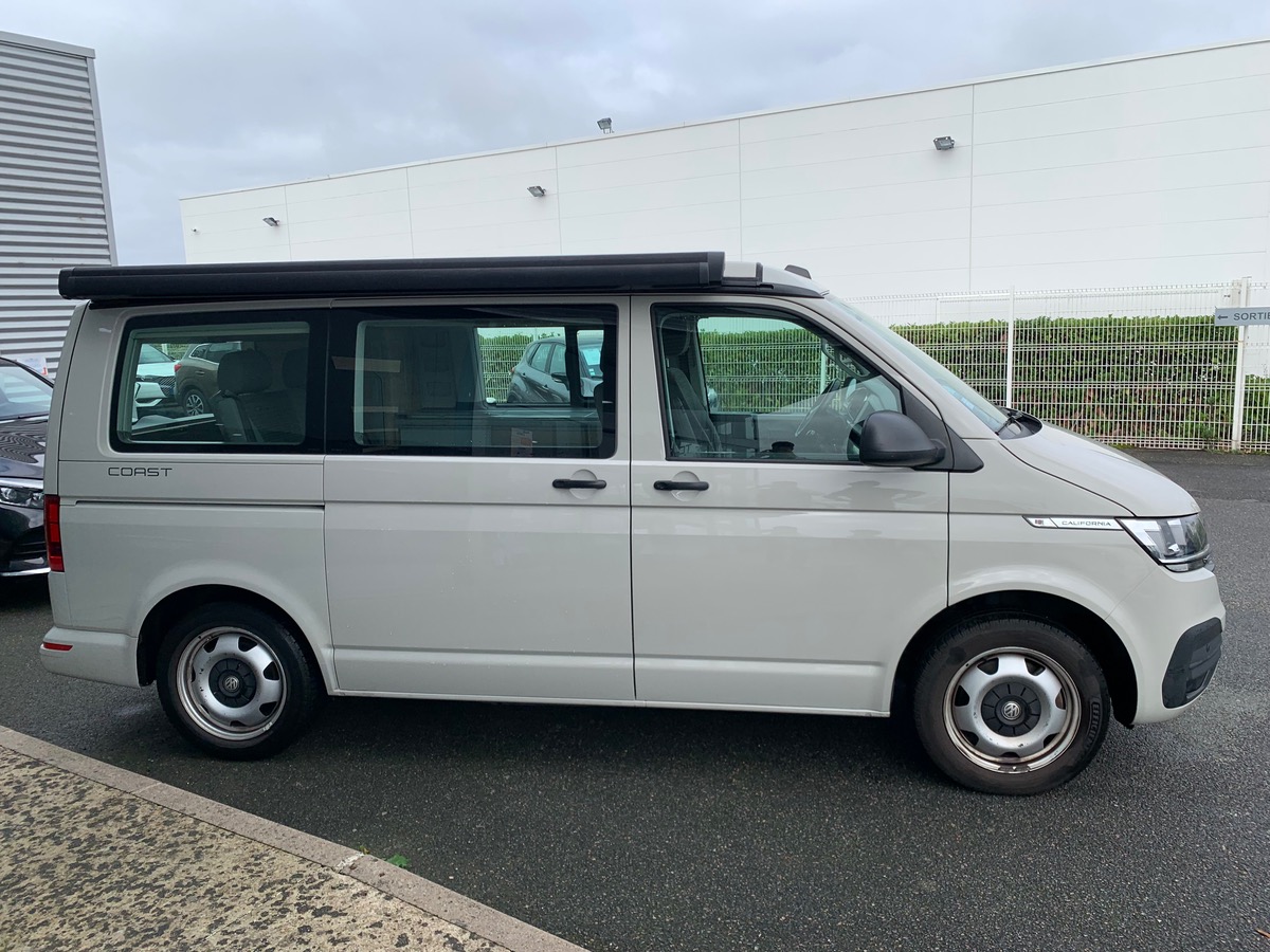 Volkswagen California 150 | COAST | Premiére Main | Attelage | Rallonge lit | Pneus Toutes Saisons