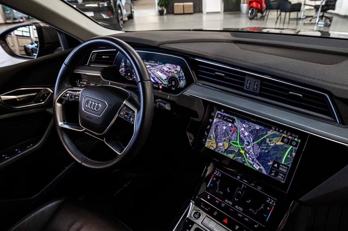 Audi Q8 e-tron Sportback 55 408ch S Line quattro