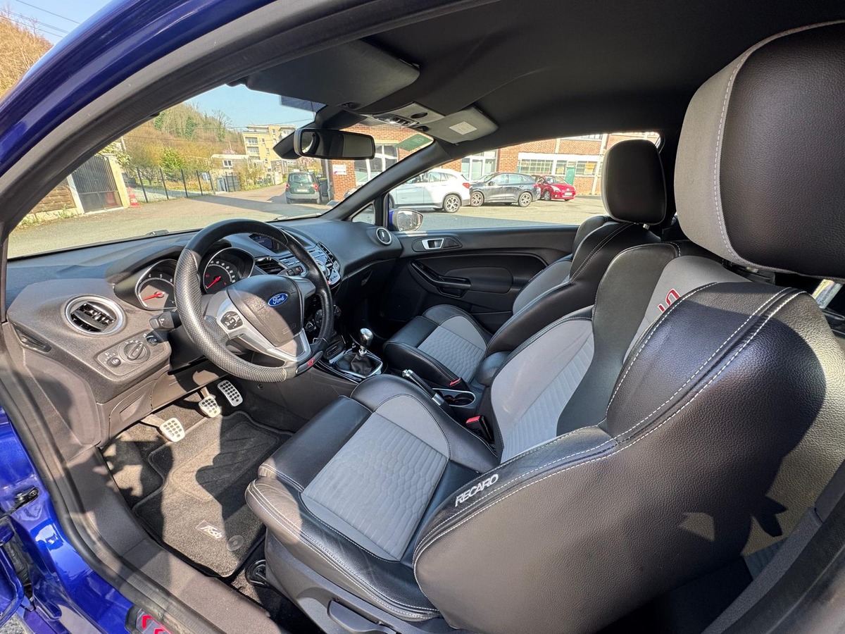 Ford Fiesta ST 1.6 Ecoboost 182 Pack Performance Pack hiver