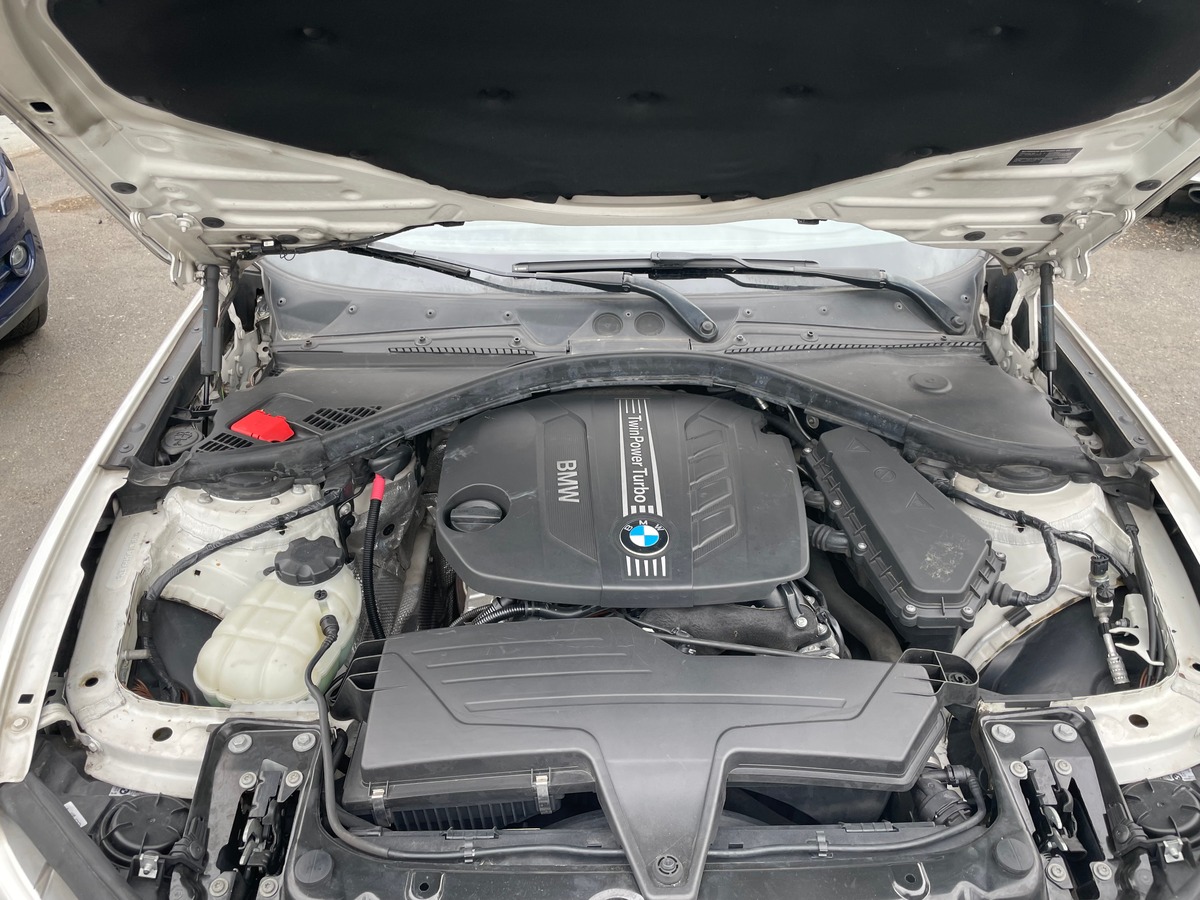 Bmw Série 1 120D SPORT COMFORTLINE