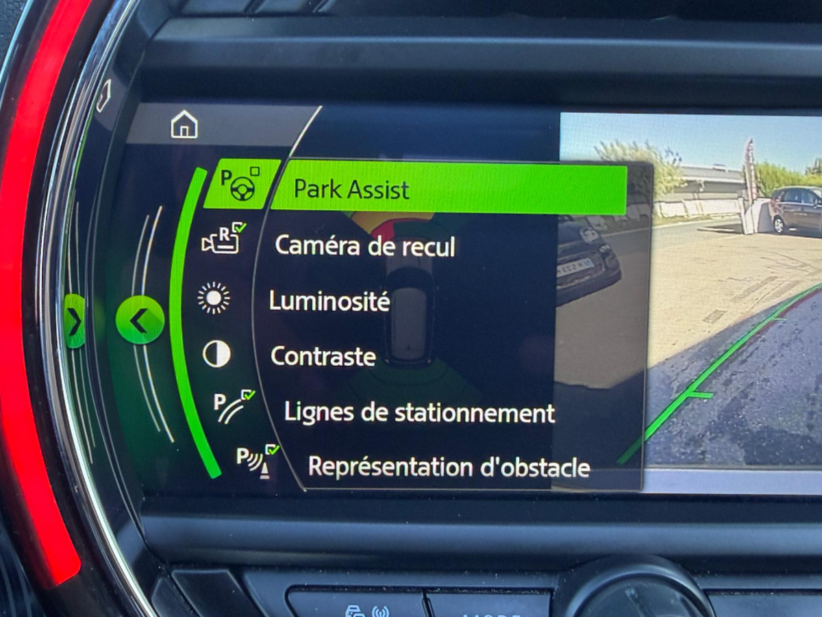Mini Countryman SD Exquisite 190ch BVA All4 / CARPLAY / TOIT PANO / CAMERA / ACC / HARMAN KARDON