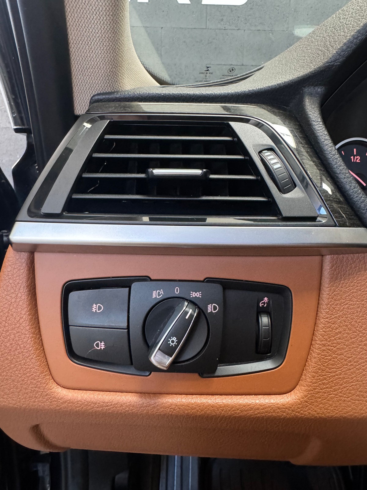 Bmw Série 3 335i ActiveHybrid 3 Luxury – 340 ch – Suivi complet