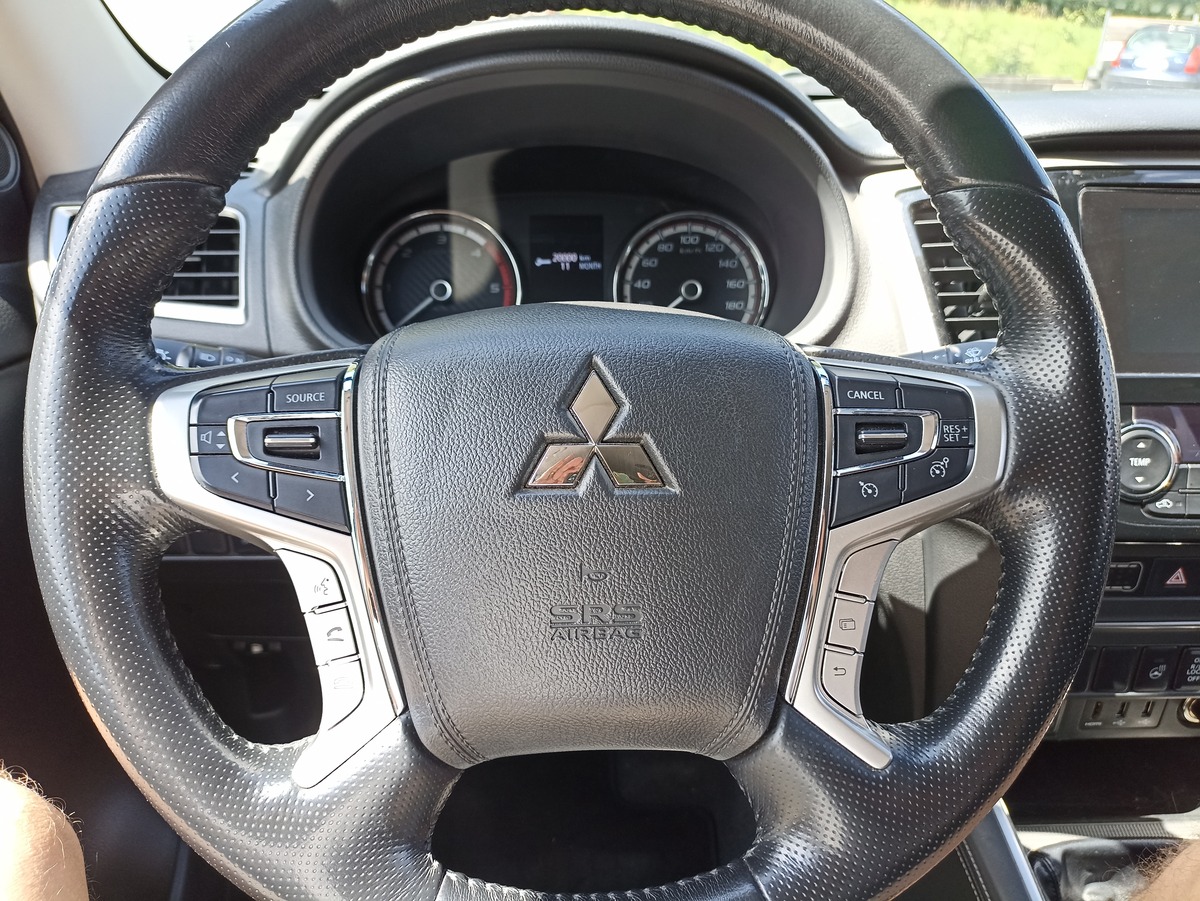 Mitsubishi L200 2.2 DID 150 CLUB CAB INSTYLE