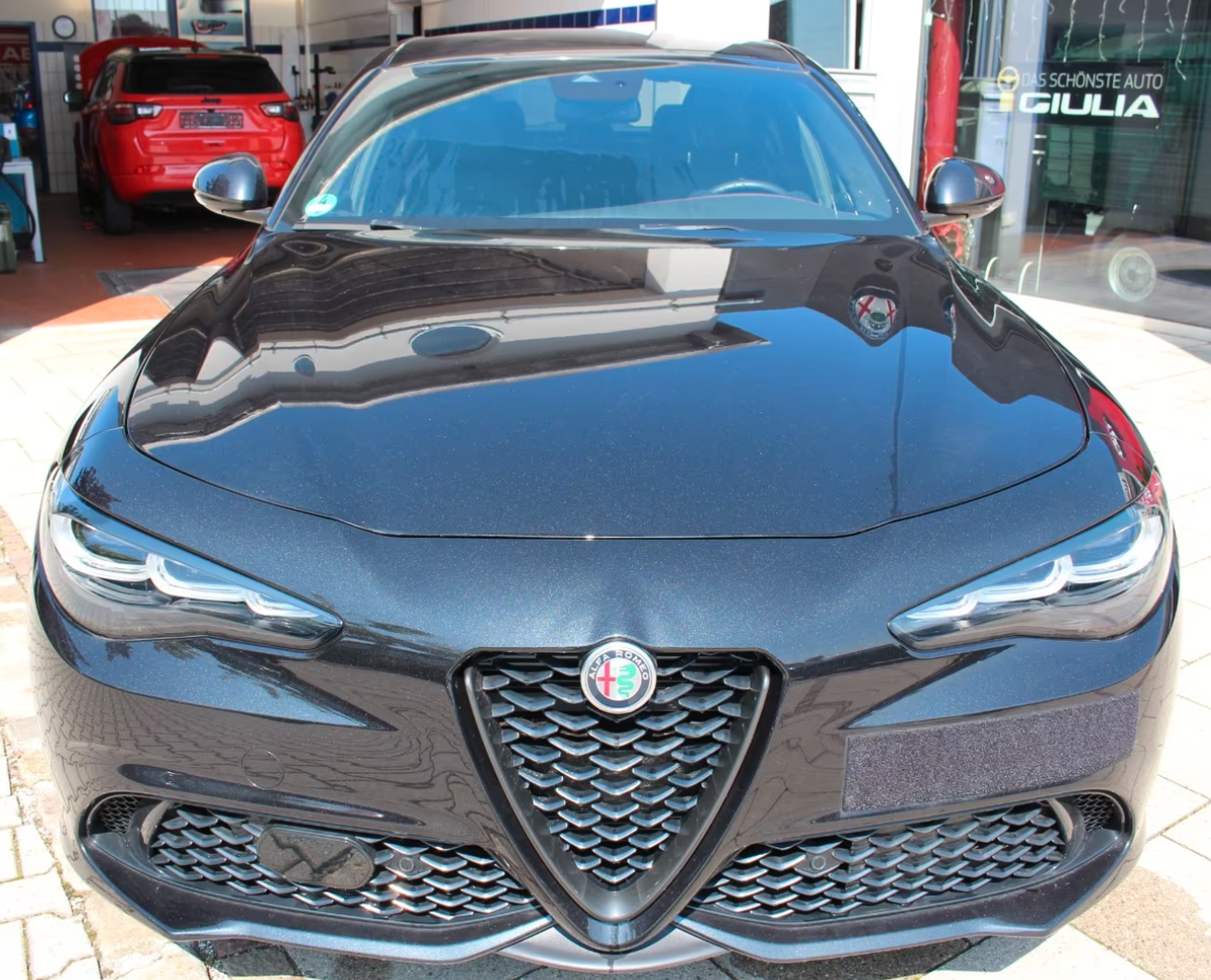 Alfa Romeo Giulia 2.0T 280ch Competizione Q4 AT8 Garantie Alfa Romeo 06/2027
