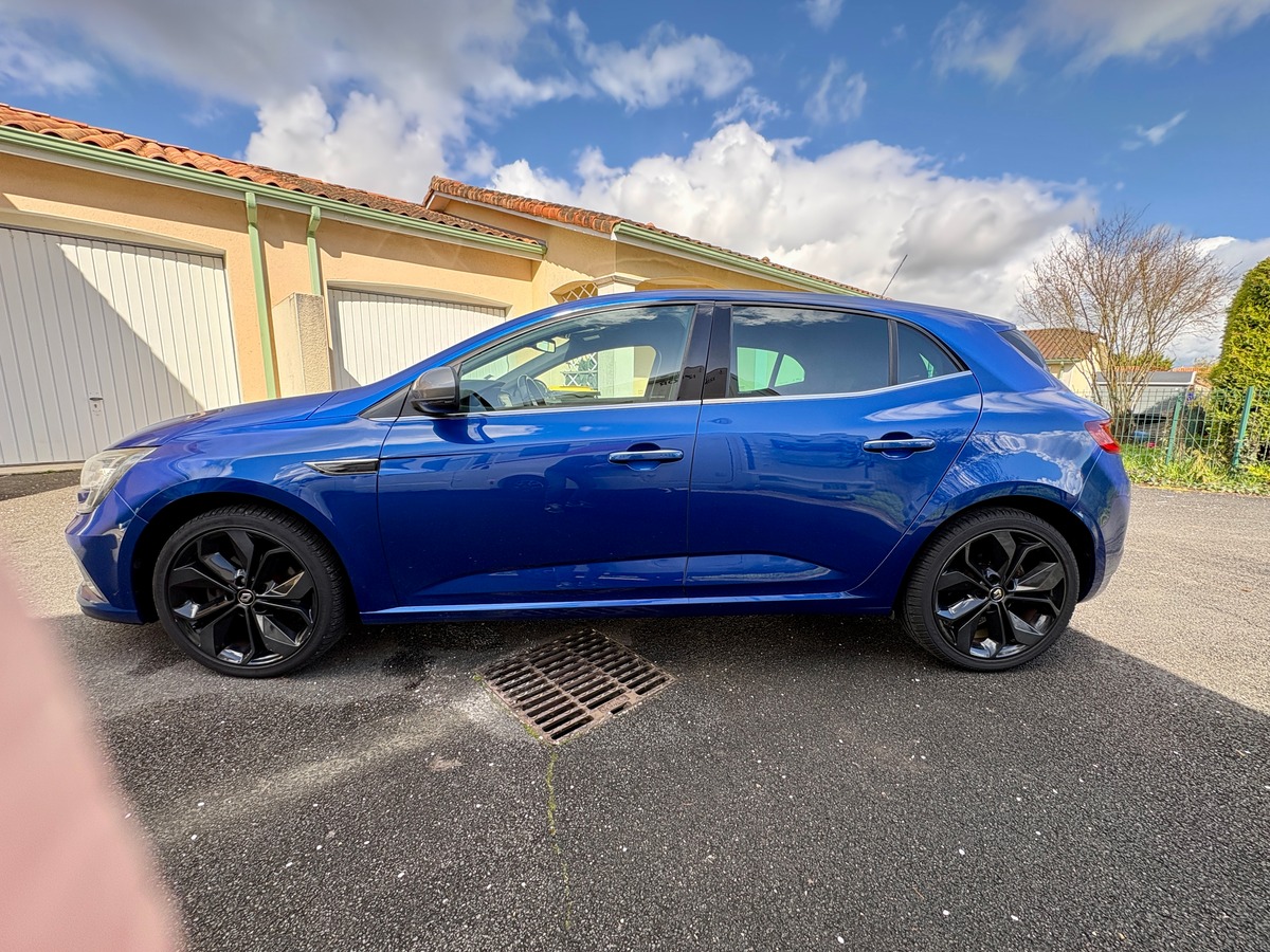 RENAULT Megane TCE 160CH GT-LINE