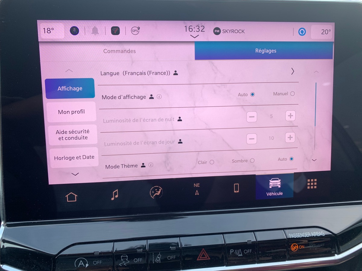 Jeep Compass 130 | (2) 1.6 MJET | Night Eagle | Attelage | GPS | Régulateur vitesse | Apple car Play