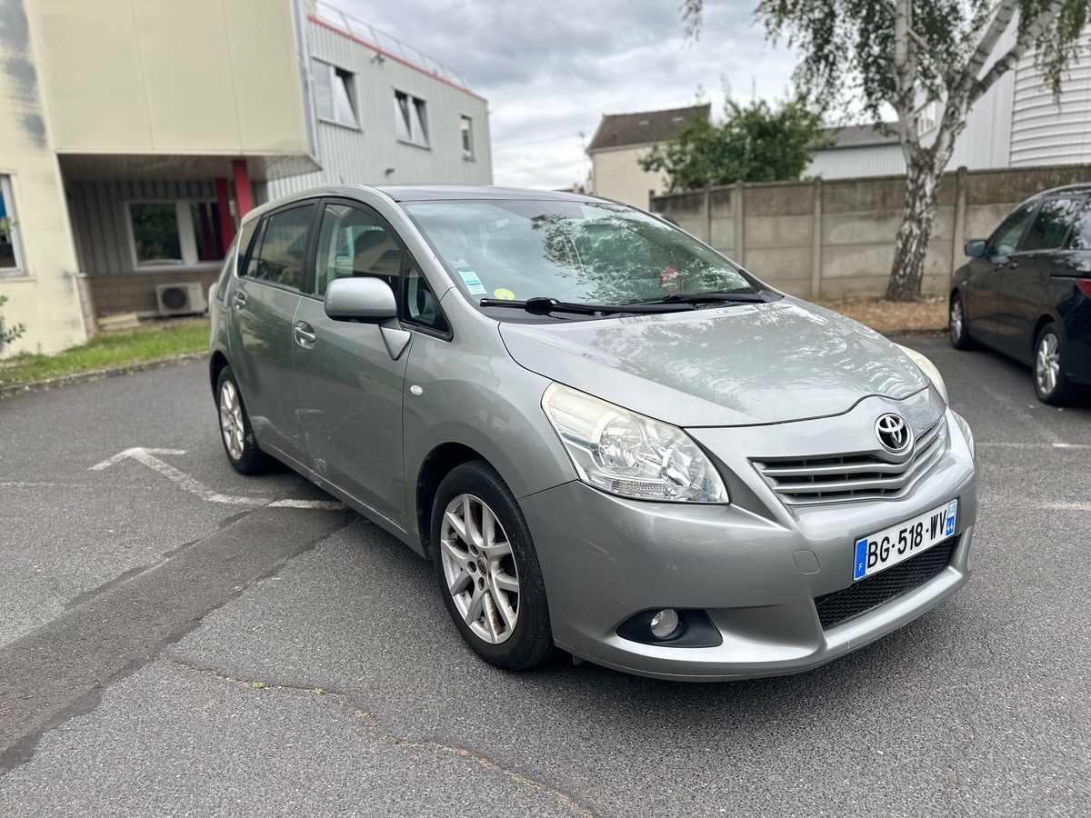 Toyota Verso 126 D-4D 126 CH 7plases en 4X