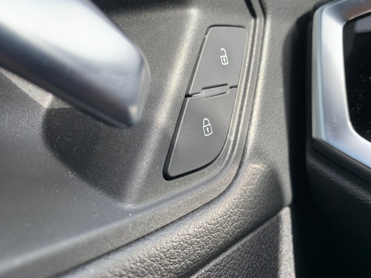 Audi Q3 Sportback 150 ch | S-Line | Caméra de recul | Apple car Play | Coffre assisté électriquement