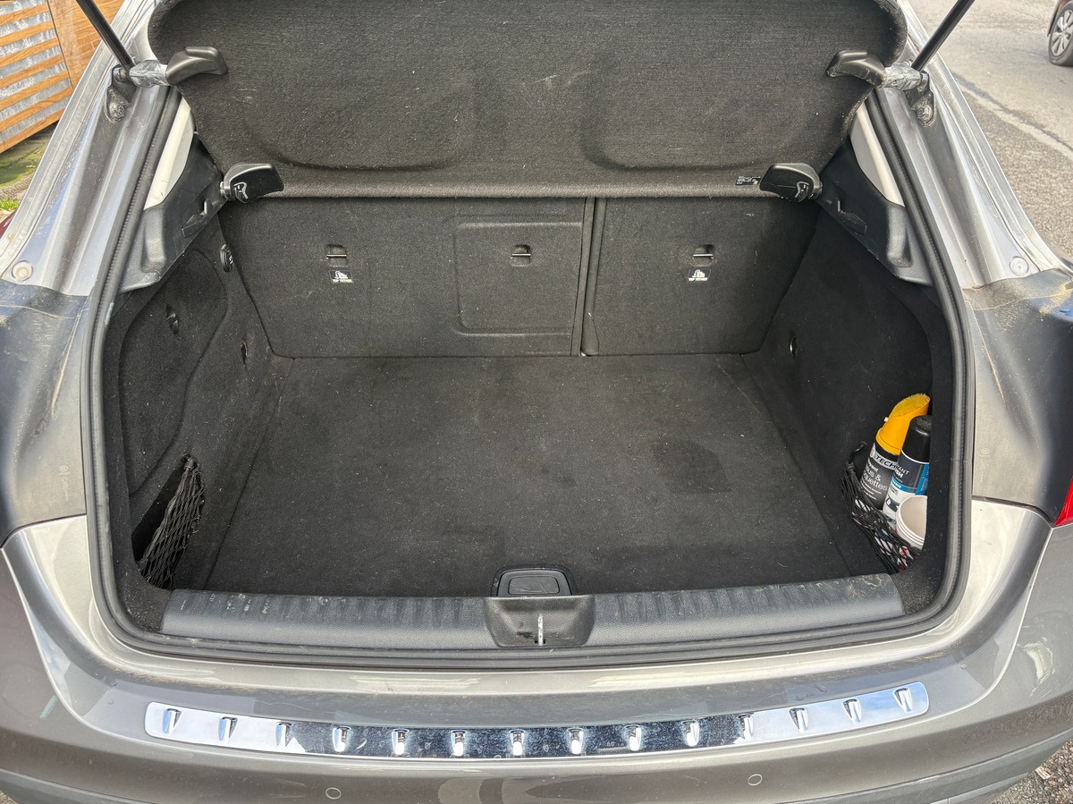 Mercedes Benz GLA 200 SENSATION 156CH