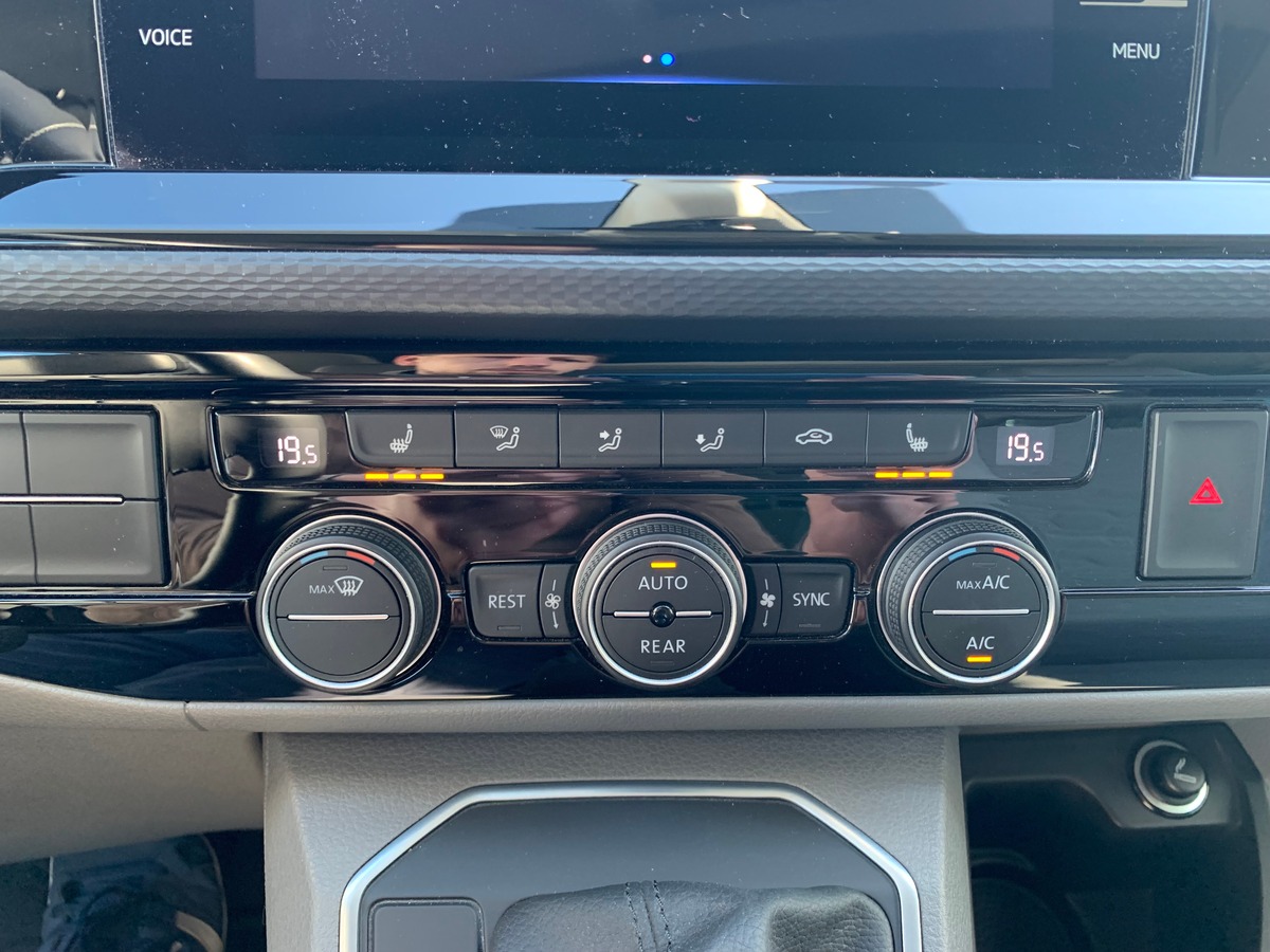 Volkswagen California 150 chevaux | Océan | Caméra de recul | Attelage amovible | Apple car play