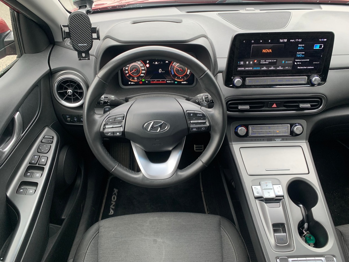 Hyundai Kona 136 | Creative | Caméra recul | Affichage tête haute | Assistance maintien trajectoire