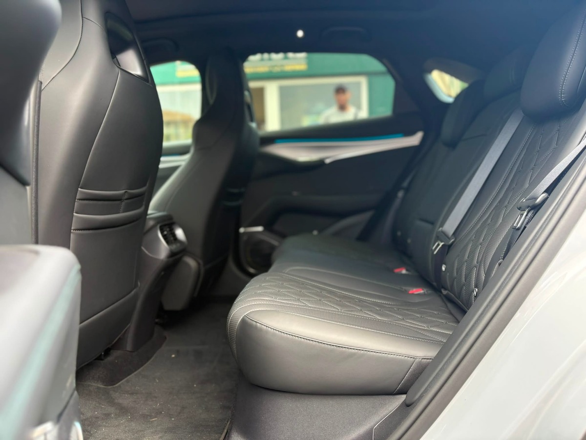 BYD SEALION 7 82.5 kwh - 313 CH - RWD - Confort